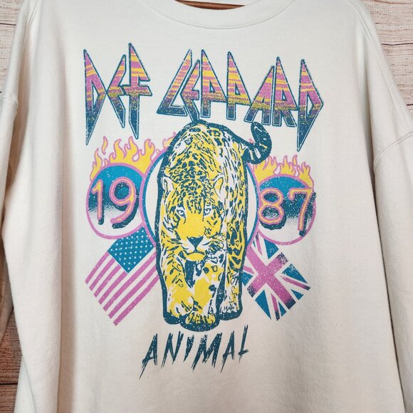 Def Leppard Sweatshirt Women's L Beige Pink 1987 Animal Retro Crewneck Ladies - Picture 3 of 13